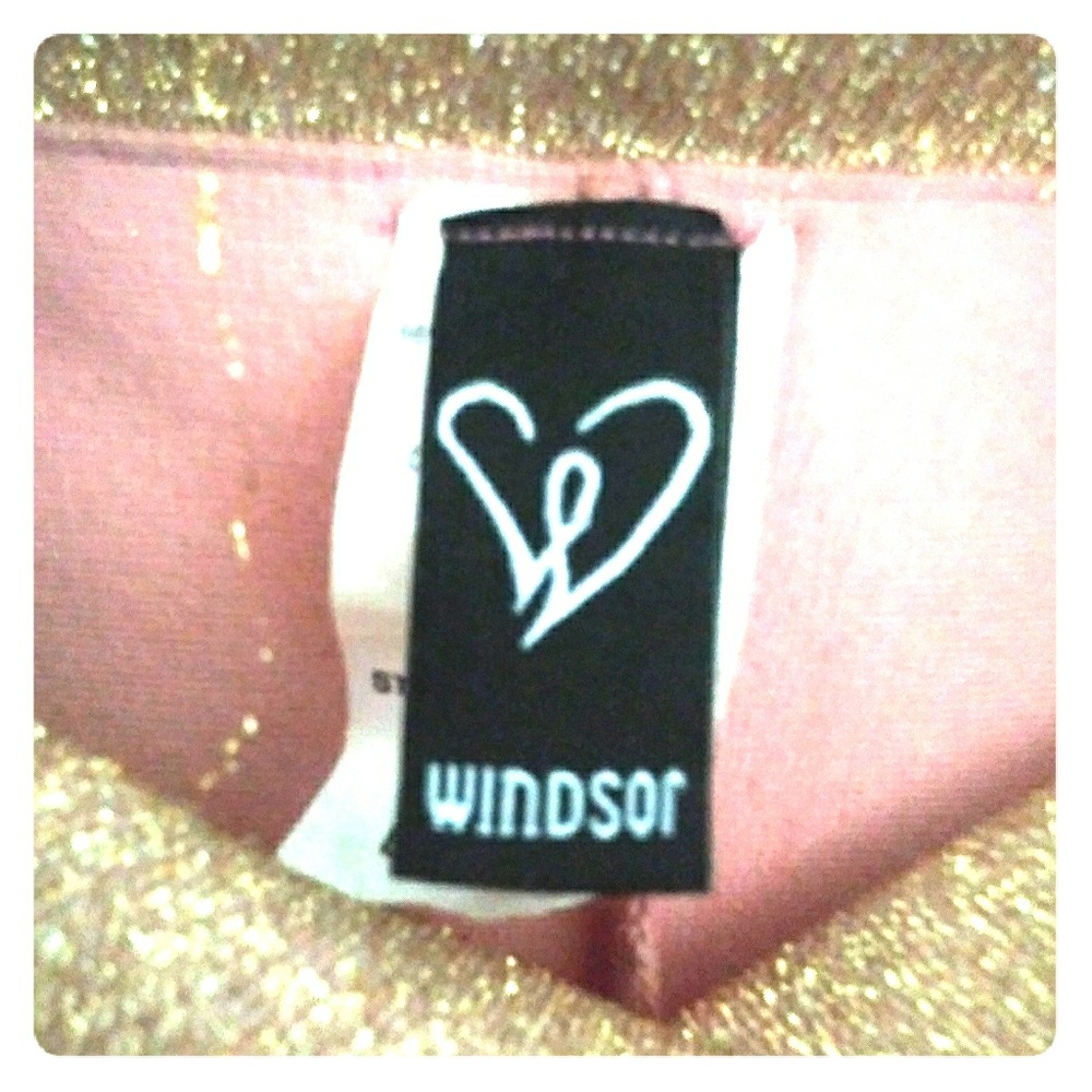 A SEXY gorgeous golden WINSOR. PROM gowmSize Large